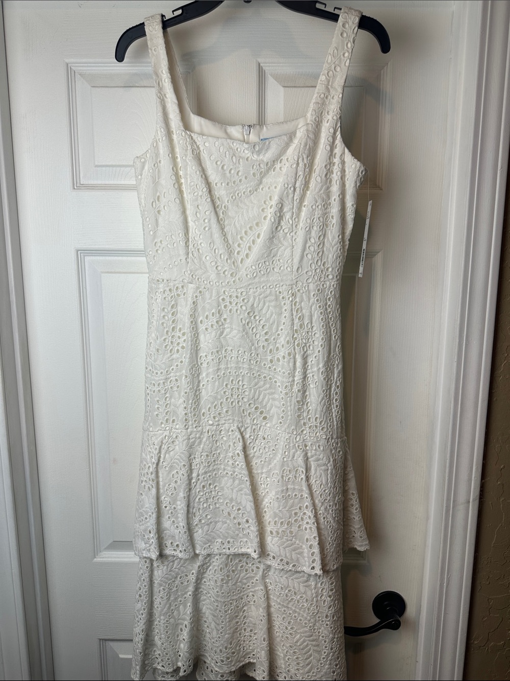 Antonio Melani Women’s Wilma Ivory Eyelet Tiered Sundress Size 2 NWT
